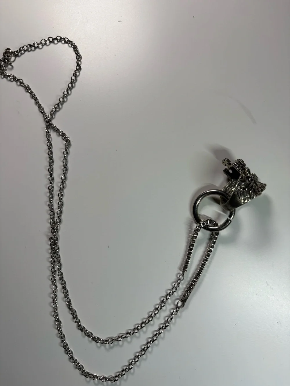Silver Lion Crown Keychain Pendant – Men's Accessory